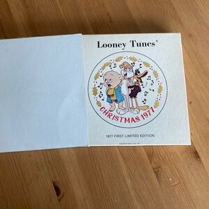 Warner Bros. Looney Tunes 1977 First Limited Edition Plate